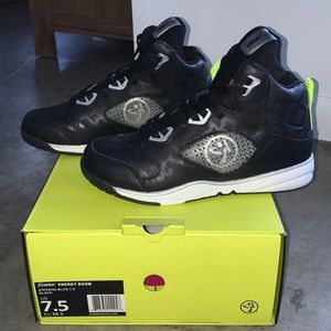 ZUMBA Black Energy Boom High Tops NEW size 7.5